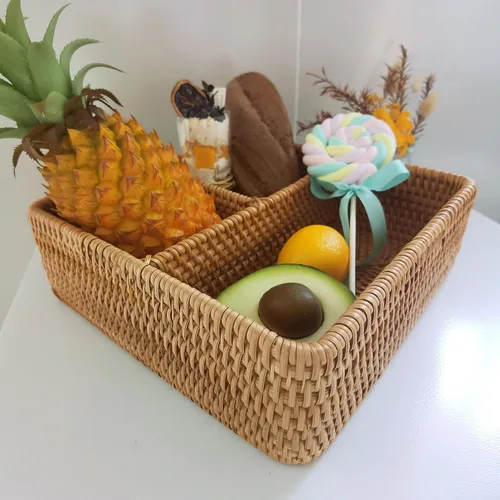 Miniatura 6 de i-lan Caja de almacenamiento tejida a mano de ratán con 3 compartimentos, 10.6 x 10.6 x 4 pulgadas, cesta dividida para servir botellas y utensilios