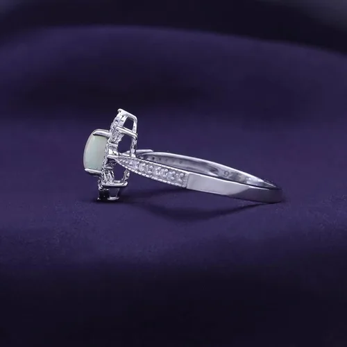 Miniatura 3 de Anillo de compromiso de ópalo blanco natural de corte ovalado de 0.236 x 0.157 in con marco de explosión de sol de diamante, anillo de compromiso