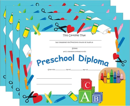 Creative Shapes Etc. Paquete de 30 certificados de diploma preescolar de 11 x 8.5 pulgadas para días de graduación preescolar y logros escolares.
