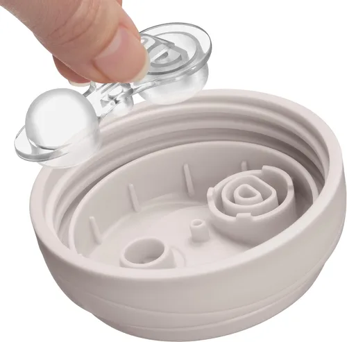 Miniatura 4 de Chicco Vaso Entrenador Deportivo con Boquilla Semifirme, Resistente a Mordeduras y Tapa sin Derrames, 9 onzas. Apto para Lavavajillas