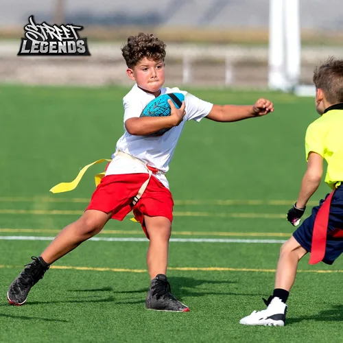 Miniatura 3 de Street Legends Fútbol Americano Juvenil, Balón de Fútbol Americano de Cuero Compuesto con Estampado de Grafiti Talla 8 - Incluye Bomba, Hecho