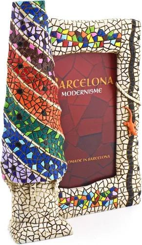 Miniatura 7 de CASA BATLLO Marco de fotos de resina inspirado en la arquitectura modernista de Barcelona pintado a mano para fotos 2.4x3.3 in.