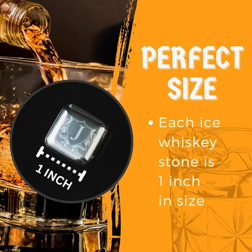 Miniatura 7 de Juego de regalos de piedras de whisky con inicial para hombres y mujeres, 4 piezas de rocas de whisky de acero inoxidable con bolsa y pinzas, cubos