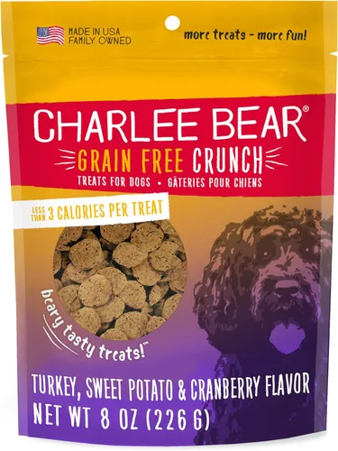 Charlee Bear Crunch - Golosinas para perros sin granos, pavo, batata y manzana, bolsa resellable de 8 onzas, golosinas de entrenamiento bajas en