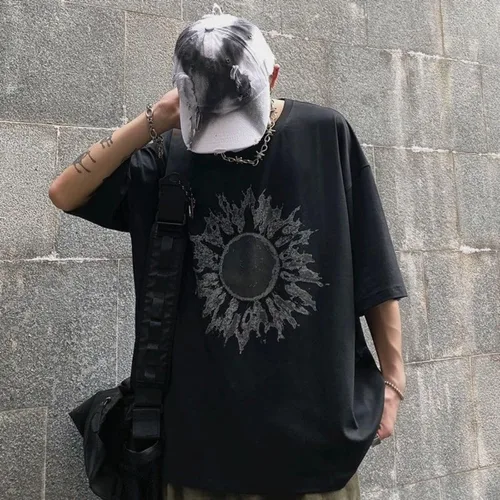 Miniatura 3 de Camiseta gótica Y2K para hombres y mujeres, camiseta oscura Academia Sun Graphic Tops Japonés Coreano Emo Alt Hip Hop Camisas sueltas Blusa