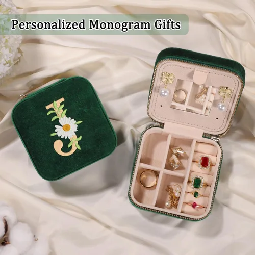 Miniatura 5 de GSPY Joyero de viaje de terciopelo, estuche de viaje pequeño, joyero personalizado con inicial, organizador de joyas de viaje, regalos