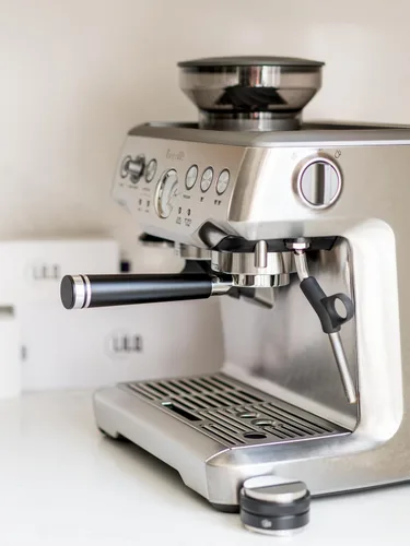 Miniatura 4 de LILQ Portafiltro sin fondo desnudo de 54 mm compatible con Breville Barista Express, Barista Pro, Bambino y más – Incluye cesta de 18-20 g