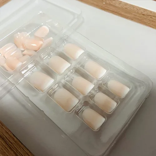 Miniatura 5 de Uñas postizas cortas cuadradas a presión, uñas postizas blancas nude, uñas postizas brillantes de cobertura completa, uñas postizas acrílicas