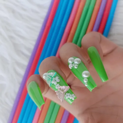 Miniatura 3 de Uñas postizas de lujo, 24 uñas blancas a presión, uñas acrílicas de cobertura completa para mujeres y niñas, uñas postizas