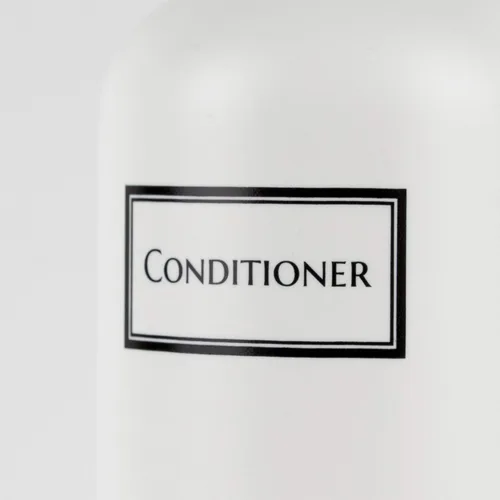 Miniatura 5 de Silkscreened - Juego de botellas de ducha vacías para champú, acondicionador y gel de baño, sentadillas, 16 onzas, paquete de 3, color blanco Bombas