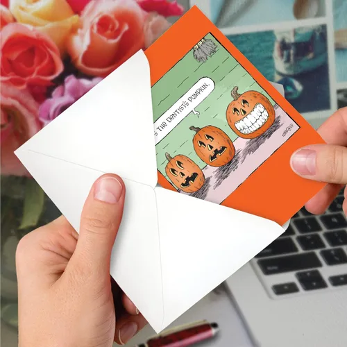 Miniatura 4 de NobleWorks - Juego de 12 divertidas tarjetas de felicitación de Halloween con sobres de 5 x 7 para hombres, mujeres 1x12 diseños - Calabaza