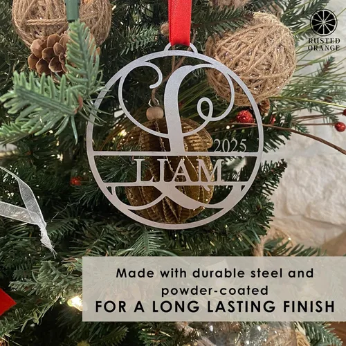 Miniatura 8 de Juego de 5 adornos de Navidad con monograma circular personalizados – Adornos de letras 2025 para árbol de Navidad – Decoraciones navideñas