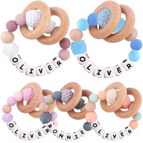 Anillo de sonajero personalizado para bebé con nombre, pulsera de silicona personalizada, cochecito, regalo para recién nacido (anillos de madera)