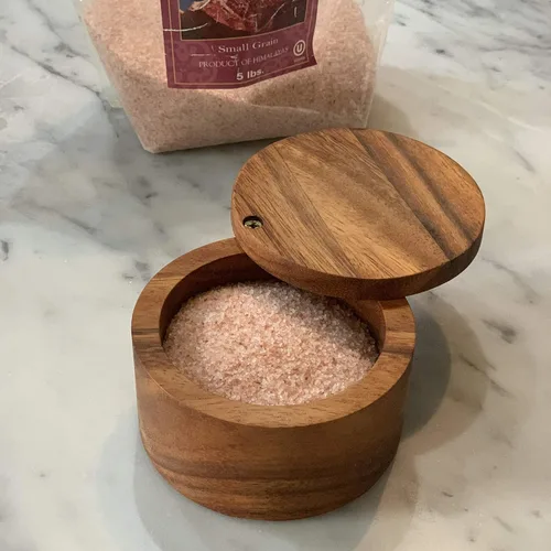Miniatura 2 de Ironwood Gourmet 28221 Recipiente para guardar la sal de los Apalaches, madera de acacia, 4 x 4 x 2.5 pulgadas, marrón
