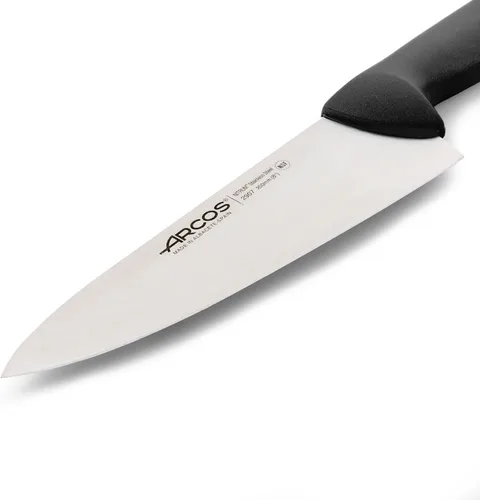Miniatura 3 de Arcos Cuchillo de chef de acero inoxidable nitrum de 8 pulgadas y hoja de 7.874 in. Cuchillo de cocina profesional multiusos. Mango ergonómico