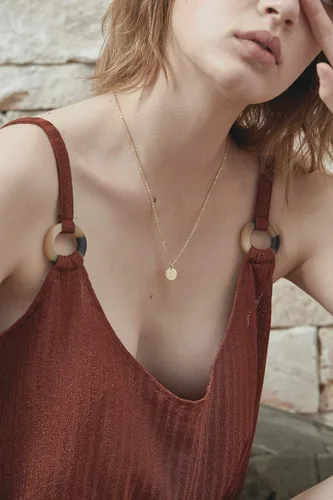 Miniatura 3 de Valloey Rover - Collares con inicial para mujer, chapado en oro de 14K, con letra redonda, dije de disco de moneda de doble cara, grabado de la A a