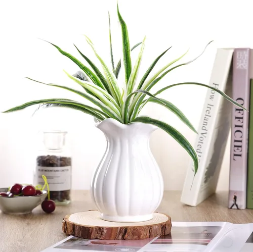 Miniatura 4 de VanEnjoy Florero decorativo de cerámica blanca de 6 pulgadas con diseño acanalado moderno de 6 pulgadas, flor de loto blanco