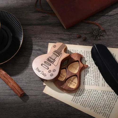 Miniatura 3 de Gemszoo Púas de guitarra personalizadas para cualquier mensaje, paquete de 3 en caja de madera para guitarra, regalo musical para guitarra (estilo 1)