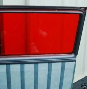Miniatura 2 de Ventana gasser teñida de rojo