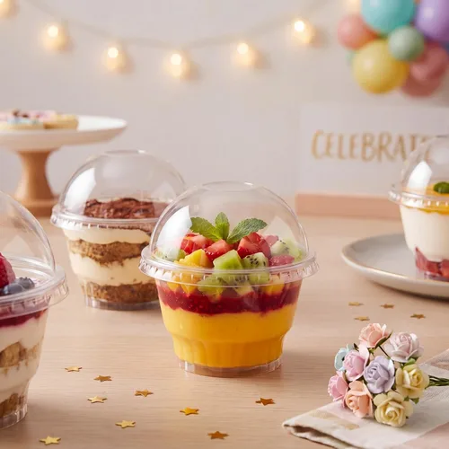 Miniatura 3 de Dingion Juego de 200 tazas de plástico transparente de 5 onzas para postres a granel con tapas de cúpula, vasos de frutas desechables para helado