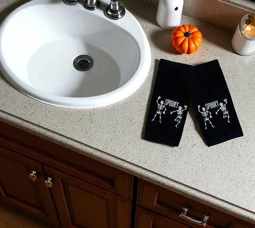 Miniatura 3 de Serafina Home Toallas de mano de baño de Halloween, fantasmas bordados, diseño Boo, juego de 2, color negro, 16 x 25 pulgadas