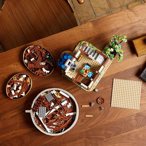 Miniatura 5 de LEGO Ideas Medieval Blacksmith 21325 - Juego de construcción, kit de modelo para adultos para construir, casa de exhibición coleccionable