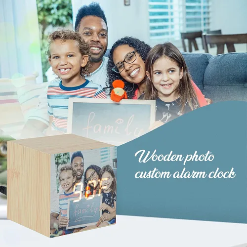 Miniatura 3 de Reloj despertador digital LED personalizado con foto grabada, pantalla de madera, humedad y temperatura, decoración moderna para dormitorio, hogar