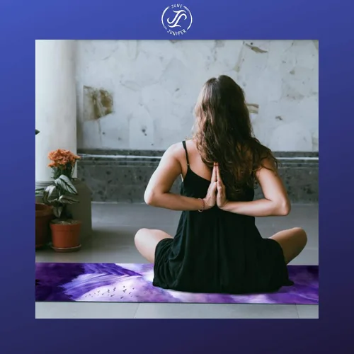 Miniatura 6 de June & Juniper - Esterilla de yoga de viaje plegable y ligera - Esterilla de yoga de viaje delgada y antideslizante Eco Jardín secreto