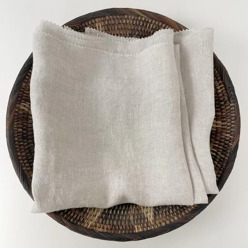 Miniatura 9 de Tela de lino natural oscura y ligera de alto trenzado Material versátil y duradero para creaciones elegantes, ideal para coser y decoración