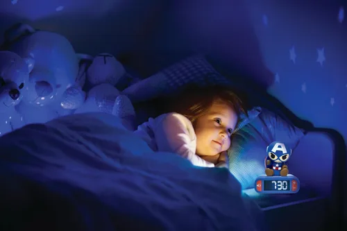 Miniatura 6 de LEXiBOOK, Vengadores de Marvel, Reloj despertador con luz nocturna de Los Vengadores, Sonidos y melodías, Pantalla LCD retroiluminada, Luminoso