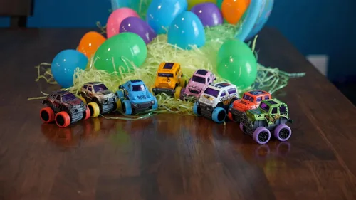 Miniatura 8 de Rellenos de cesta de Pascua para niños de 3 a 6 años – Camiones monstruo tirando hacia atrás para la búsqueda de huevos de Pascua, recuerdos