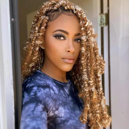 Miniatura 56 de Beyond Beauty Cabello de Ganchillo Spring Twist 90 hebras 8 pulgadas Spring Twists Esponjosas Trenzado, Trenzas de Ganchillo Spring Twist Bomb Twist