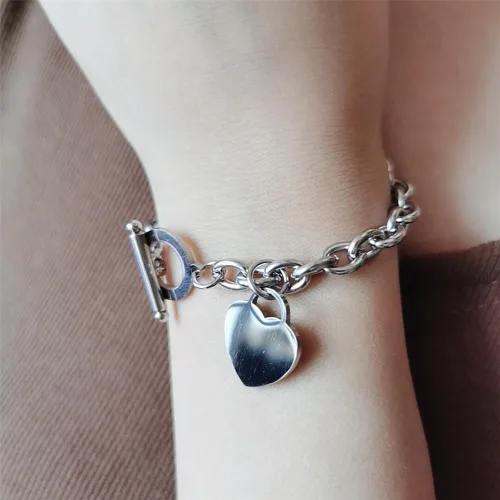 Miniatura 3 de CHUU YUNG Elegent - Pulsera de acero inoxidable con dije de corazón con cierre de palanca, chapado en oro y plata, cierre de OT, pulsera de cadena
