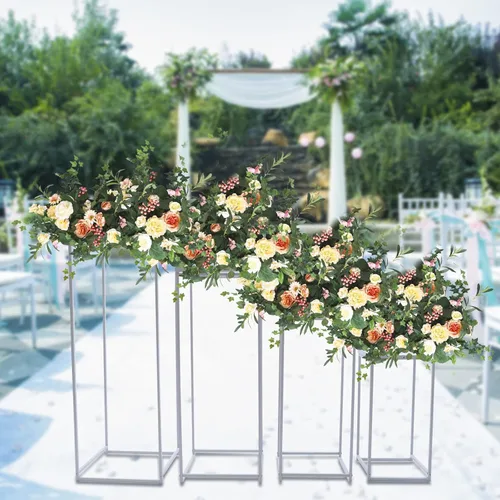 Miniatura 4 de DouSeiAi 4 piezas de mesa de metal para mesas de boda, plantas, jarrón blanco alto, columna geométrica de flores para decoración de bodas, fiestas
