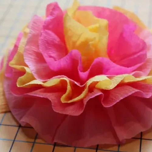 Miniatura 4 de GAKA Serpentinas de papel crepé azul marino amarillo de 1.8 pulgadas de ancho, 82 pies por rollo, 6 rollos de 2 colores para varios cumpleaños