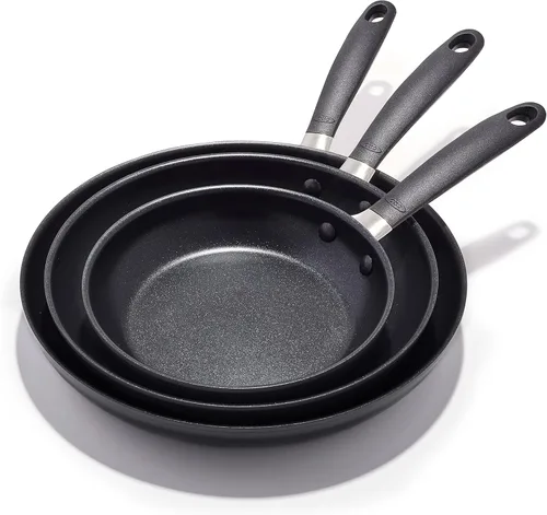 Miniatura 9 de OXO - Juego de sartenes antiadherentes de todos los días, mangos de silicona con agarre cómodo libres de BPA, aptos para lavavajillas y horno