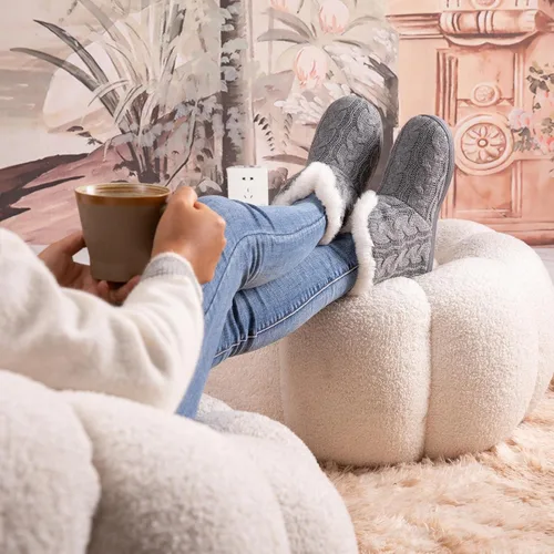 Miniatura 2 de HomeTop Women's Fuzzy Memory Foam Boot Slippers with Indoor Outdoor Rubber Sole