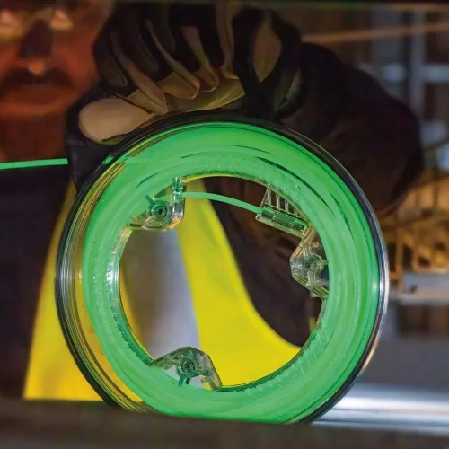 Miniatura 8 de Klein Tools 50660 Cinta de Pescado que Brilla en la Oscuridad, Fibra de Vidrio con Punta de Nylon y Conector de Acero Inoxidable para Conexiones