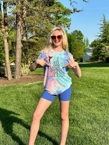 Miniatura 3 de Camisa Mágica para Mujer, Playera del Reino Mágico, Playera de Vacaciones Familiares, Camiseta del Castillo, Cree en la Magia, Tops para Viaje