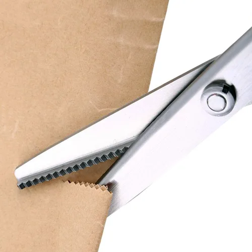 Miniatura 5 de BlueSnail Tijeras de acero inoxidable con agarre cómodo, mango profesional, para manualidades, costura, corte en zigzag, tijeras de coser