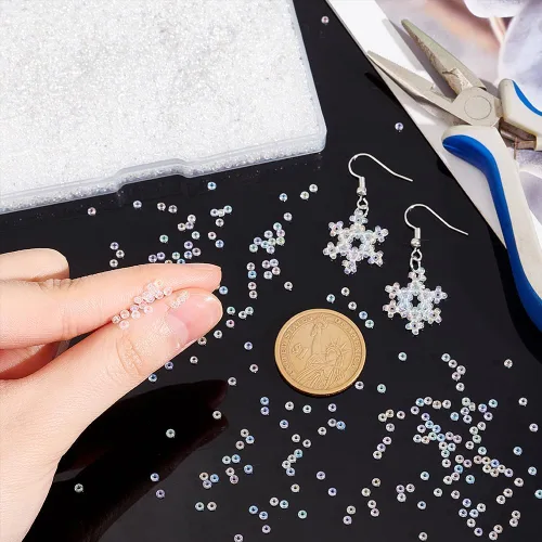 Miniatura 4 de PandaHall Elite 11/0 - Cuentas de cristal transparente AB de 0.079 in de diámetro, alrededor de 6000 unidades en una caja para manualidades