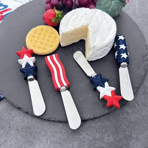 Miniatura 2 de Supreme Housewares Americana - Esparcidores patrióticos de queso, asas de resina pintadas a mano con cuchillas de acero inoxidable para untar queso