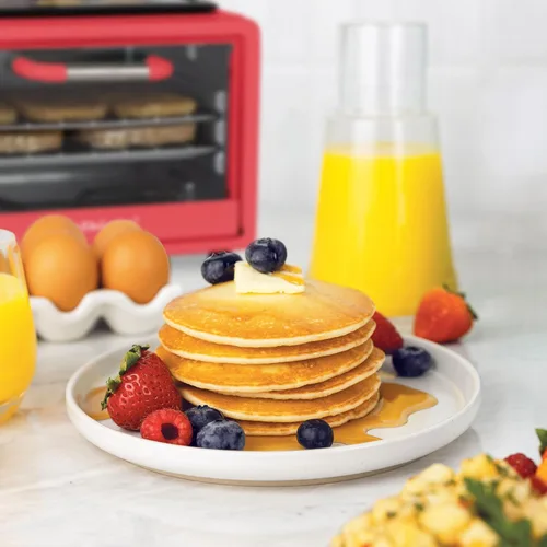 Miniatura 8 de Nostalgia Estación de desayuno retro 3 en 1, incluye cafetera de 5 tazas, plancha de cerámica antiadherente y horno tostador de 4 rebanadas, Rojo