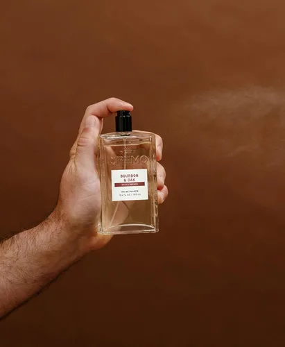 Miniatura 7 de Cremo Cologne For Men Bourbon & Oak - Spray de colonia para hombre, una sofisticada mezcla de especias de destilador, bourbon fino y roble blanco