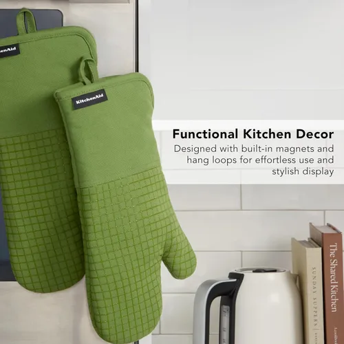 Miniatura 6 de KITCHENAID Gourmet Series Gridlines - Juego de 2 guantes de horno resistentes al calor hasta 600 °F, agarre de silicona suave, puño magnético, verde