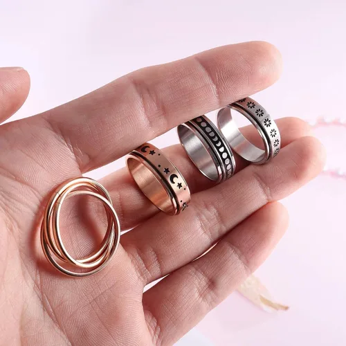 Miniatura 7 de FUNRUN JEWELRY Juego de 4 anillos giratorios de acero inoxidable para mujeres y hombres, anillos de banda para la ansiedad, luna, estrella, celta