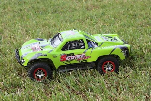 SummitLink Reemplazo verde de cuerpo personalizado compatible para coche o camión RC escala 1/10 (camión no incluido) SSJ-G-01