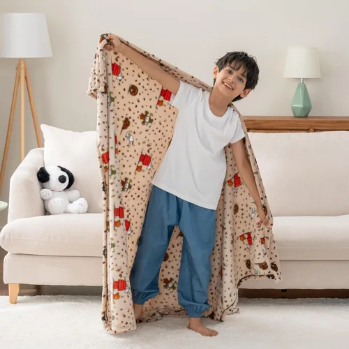 Miniatura 3 de Berkshire Peanuts® VelvetLoft® - Manta extragrande para niños con el adorable personaje de Snoopy, de lino, con la imagen de Peanuts Snoopy