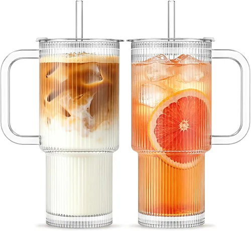 INSETLAN Vaso de vidrio acanalado de 24 onzas con asa y tapa, paquete de 2 tazas grandes para café helado con pajitas, taza de vidrio moderna para