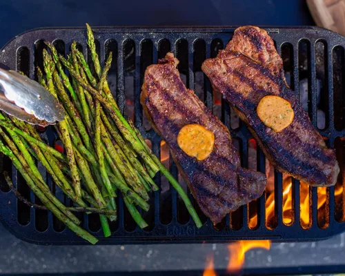 Miniatura 7 de Lodge Sportsman's Pro - Parrilla de hierro fundido, parrilla portátil de carbón con rejilla extraíble y doble ventilación de aire, cocina resistente
